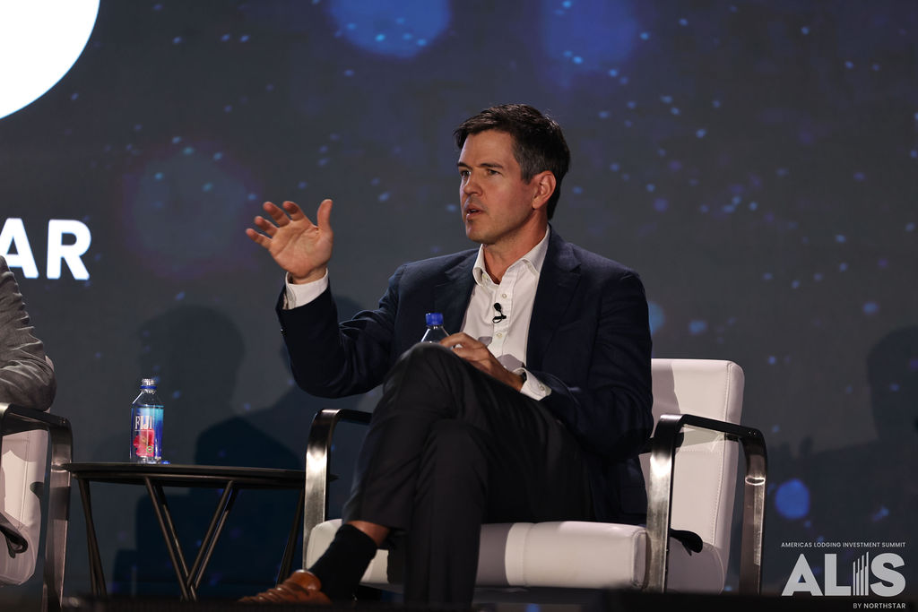 ALIS 2026: EOS Investors' Jonathan Wang Speaks on Panel on Assessing Assets